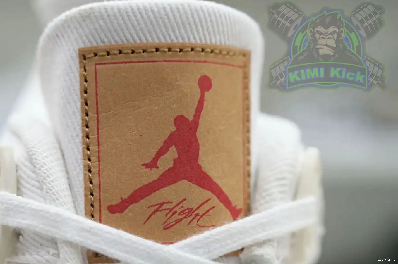 4 Air tag) white levis (levis Jordan Kimikick Jordan 0327